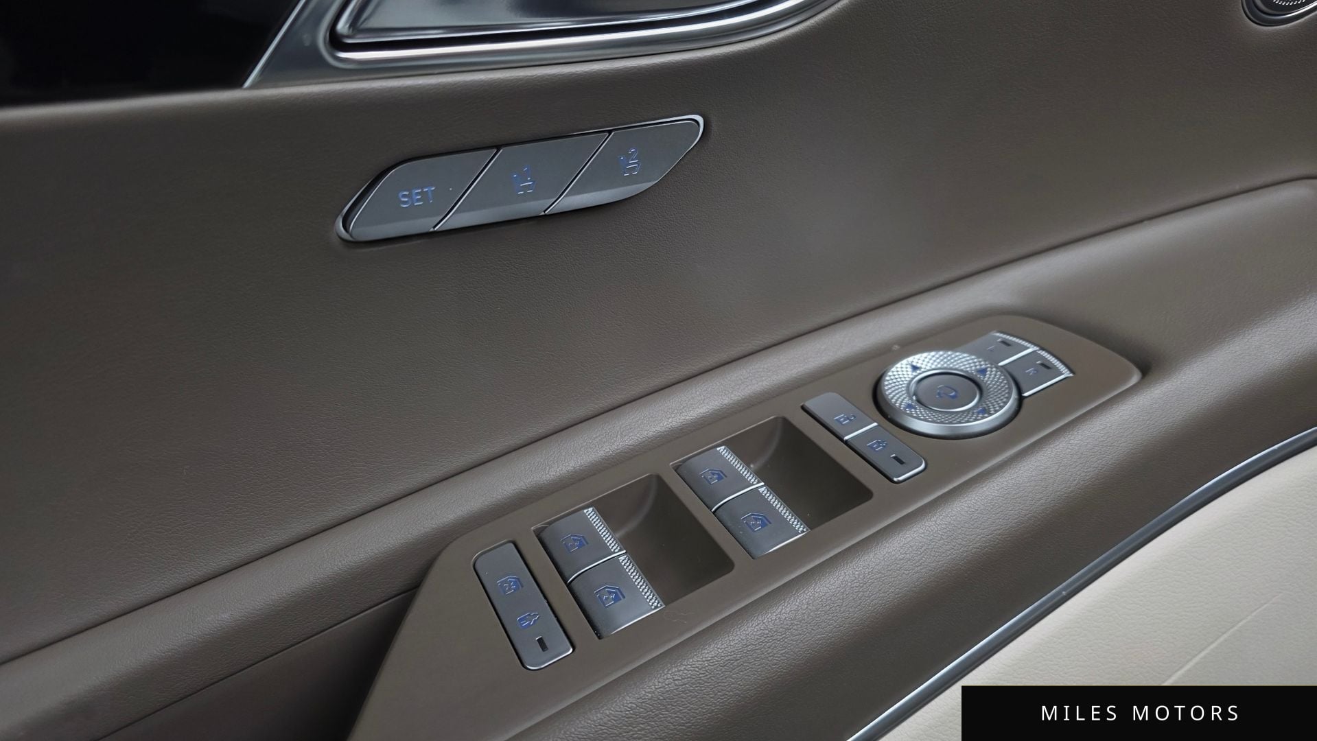 Genesis GV80 2022 — миниатюра 17