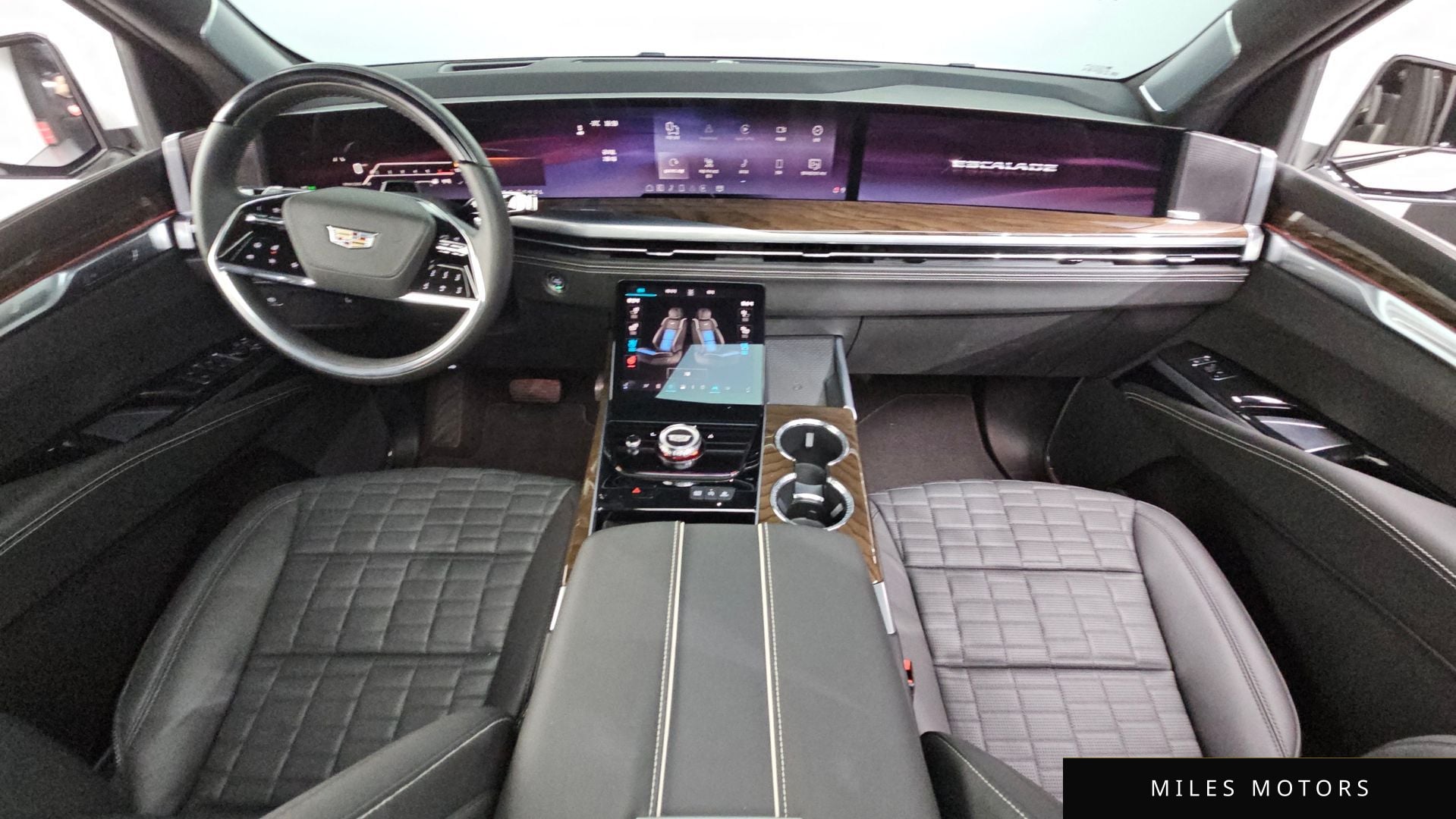 Cadillac 에스컬레이드 2025 — миниатюра 7