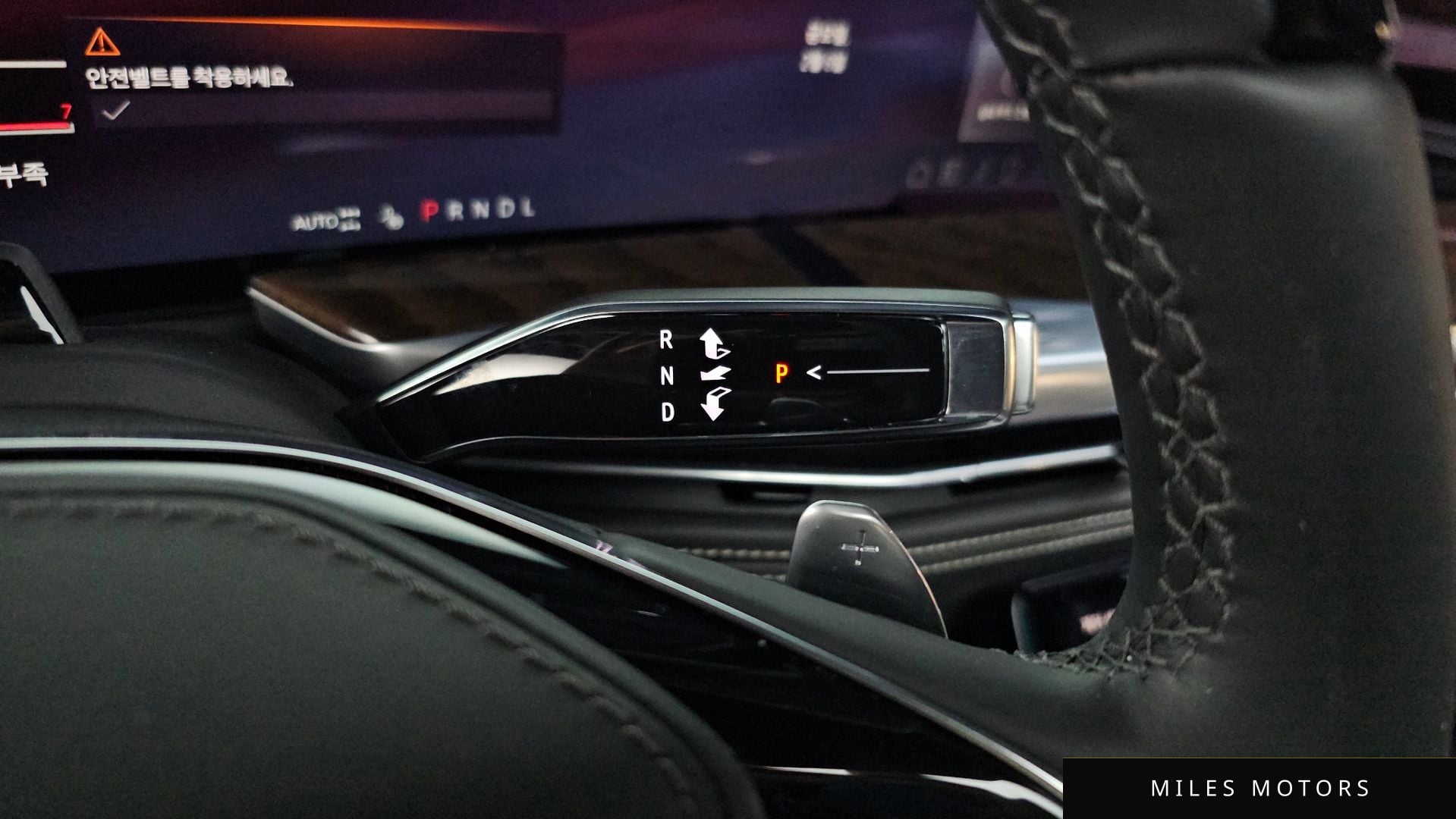 Cadillac 에스컬레이드 2025 — миниатюра 9