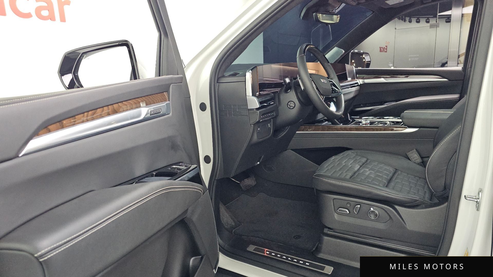 Cadillac 에스컬레이드 2025 — миниатюра 10