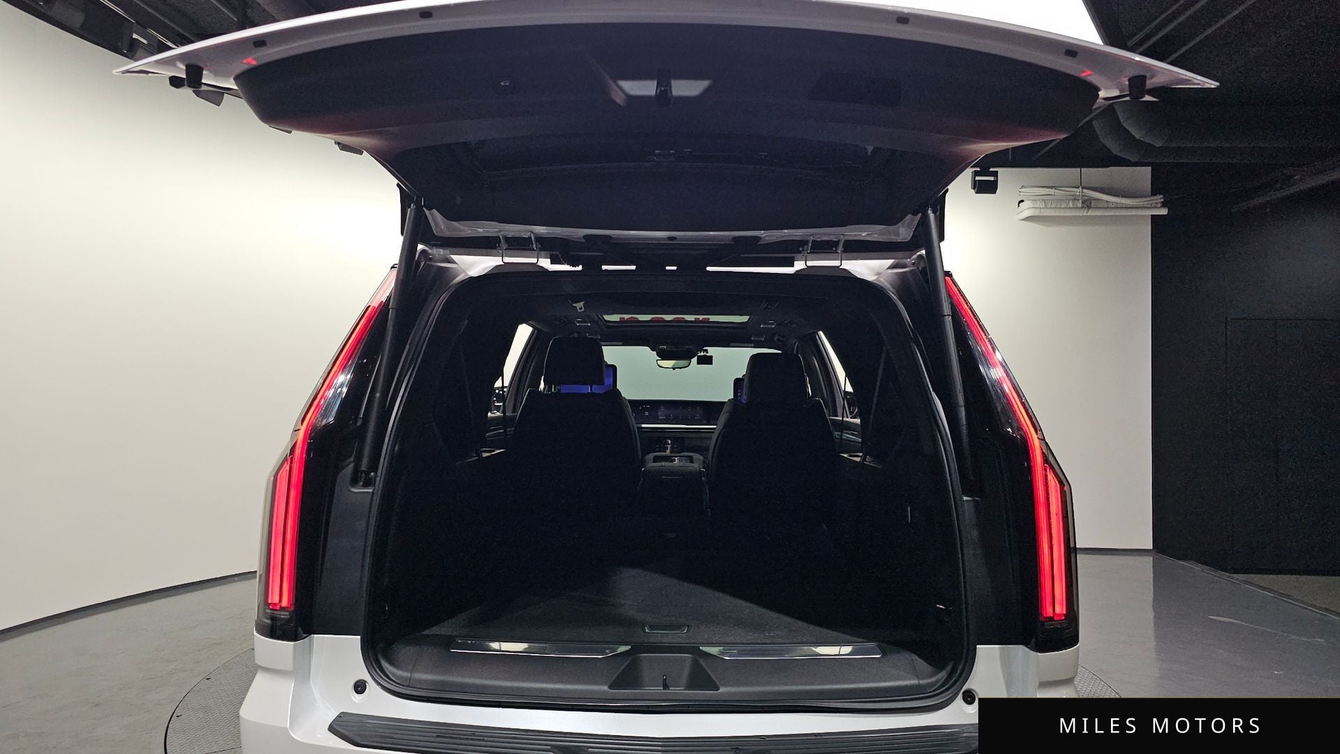 Cadillac 에스컬레이드 2025 — миниатюра 20