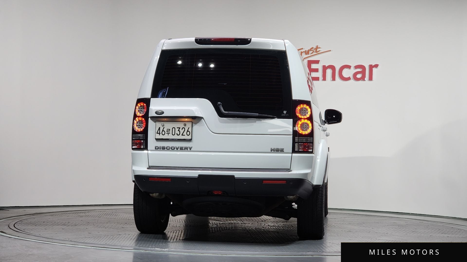 Land Rover Discovery 2016 — миниатюра 4
