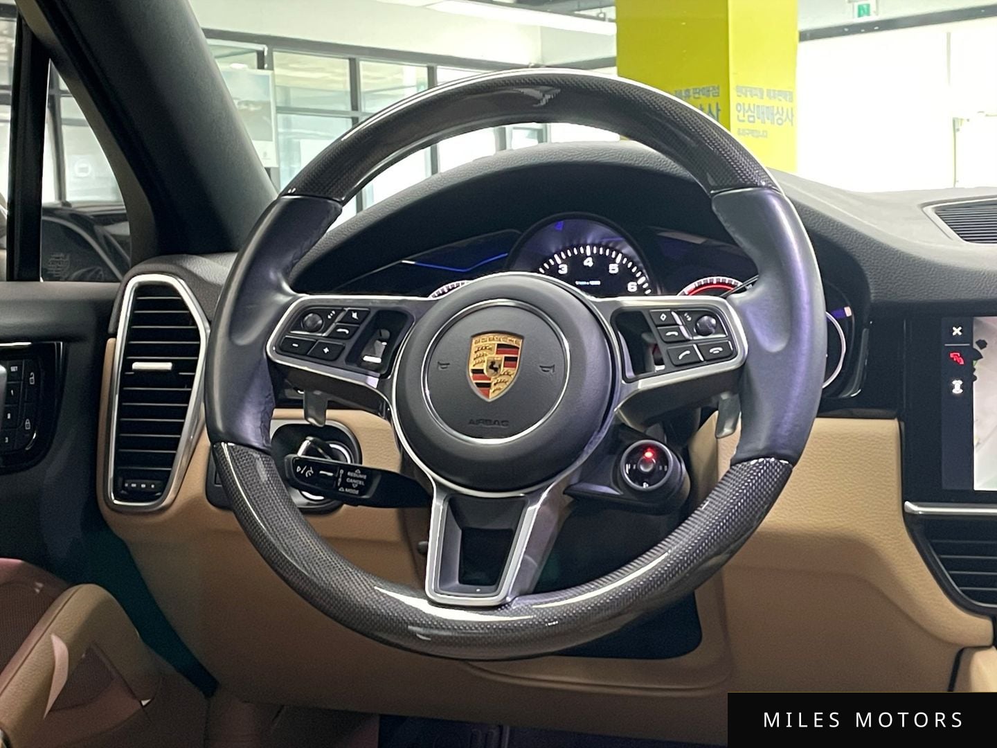 Porsche 카이엔 (PO536) 2022 — миниатюра 12