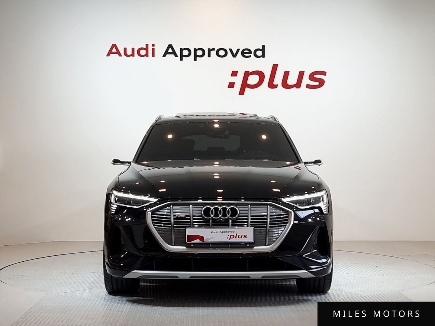 Audi e-tron 2022 — миниатюра 3