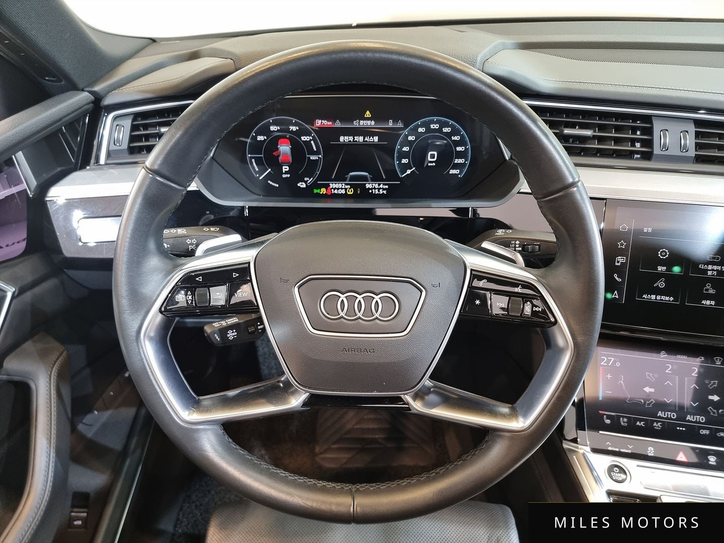 Audi e-tron 2022 — миниатюра 7