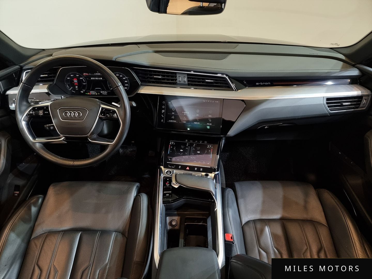 Audi e-tron 2022 — миниатюра 9