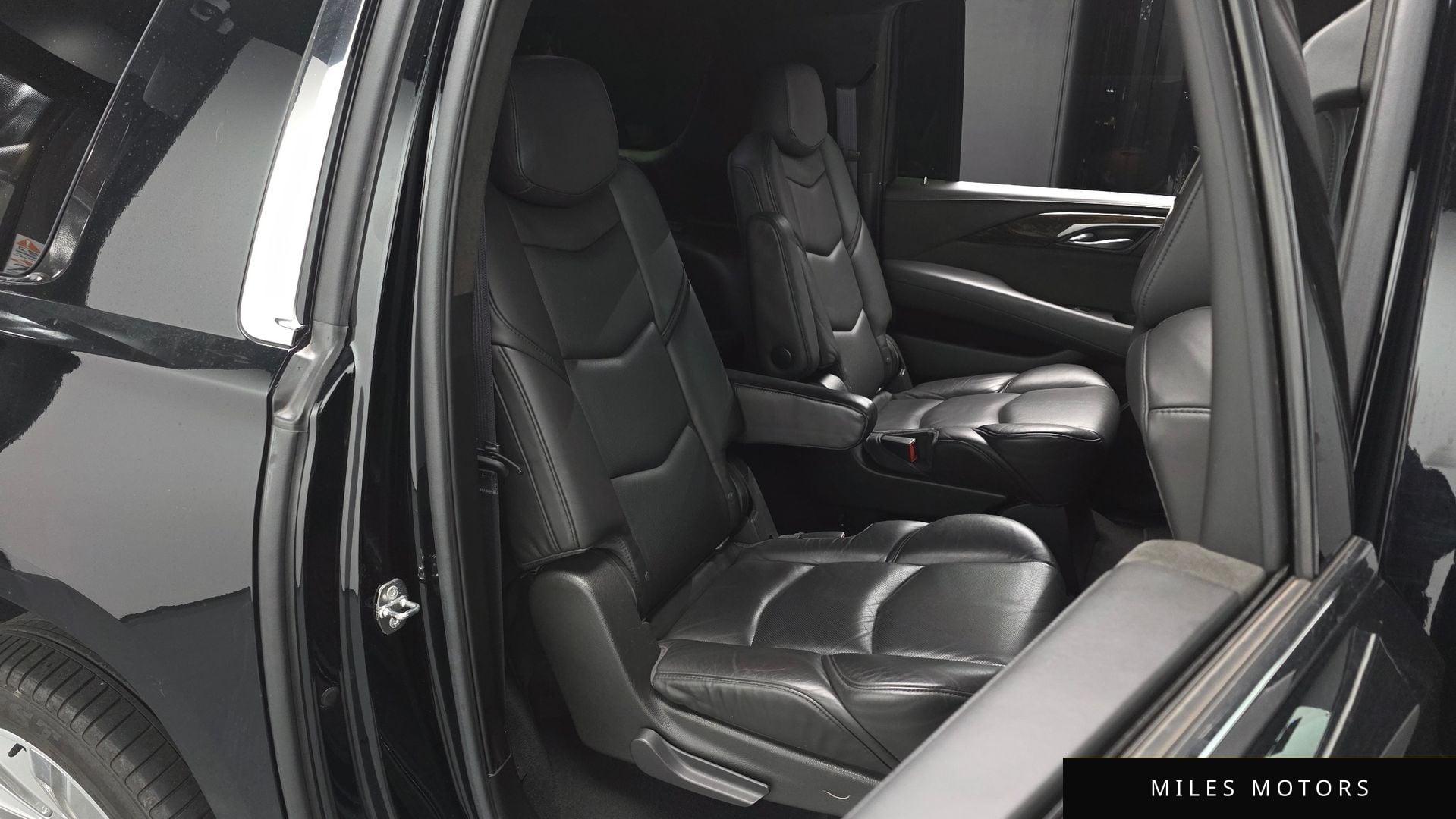 Cadillac Escalade 2016 — миниатюра 11