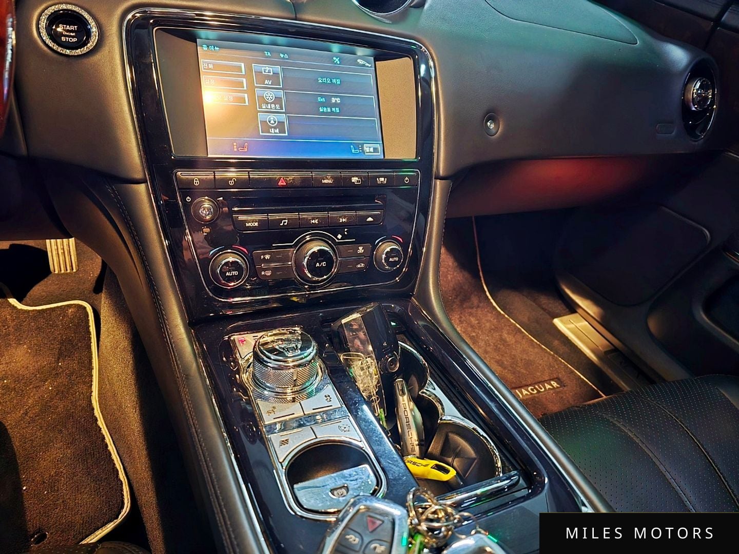Jaguar All New XJ 2011 — миниатюра 11