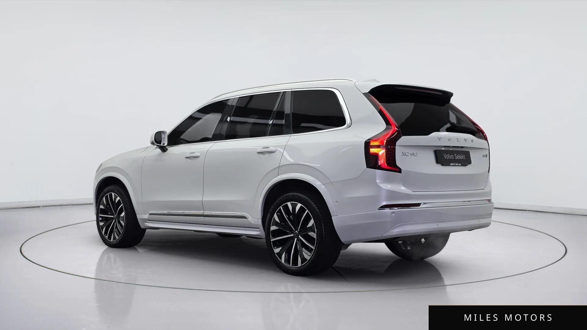Volvo XC90 2026 — миниатюра 2