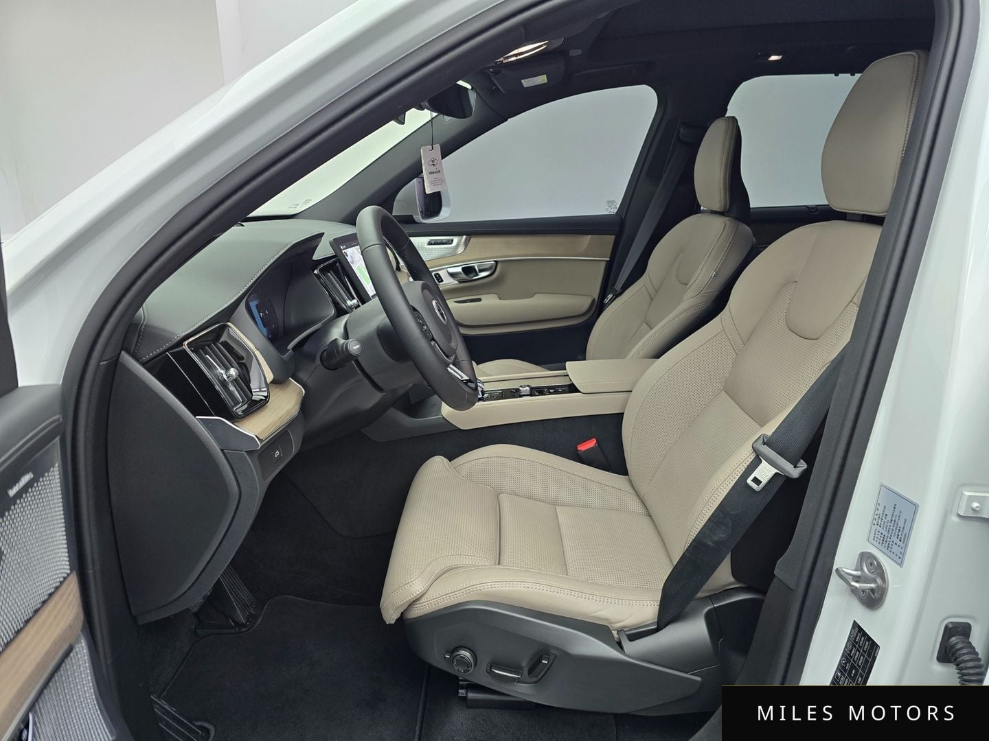 Volvo XC90 2026 — миниатюра 10