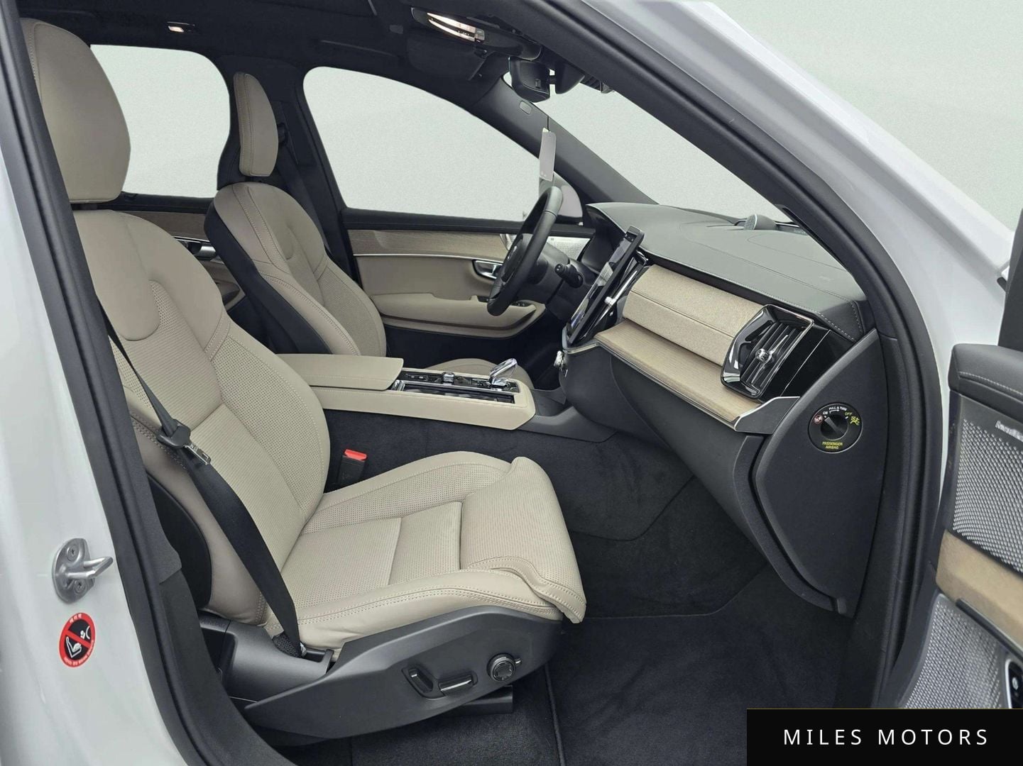 Volvo XC90 2026 — миниатюра 11
