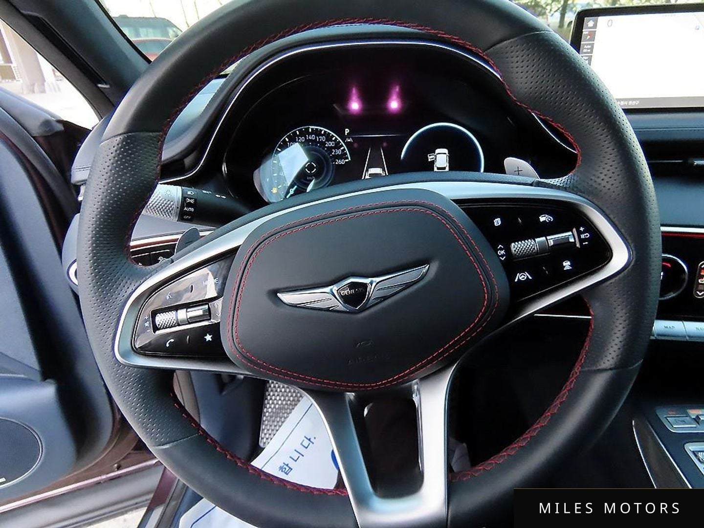 Genesis GV70 2021 — миниатюра 8