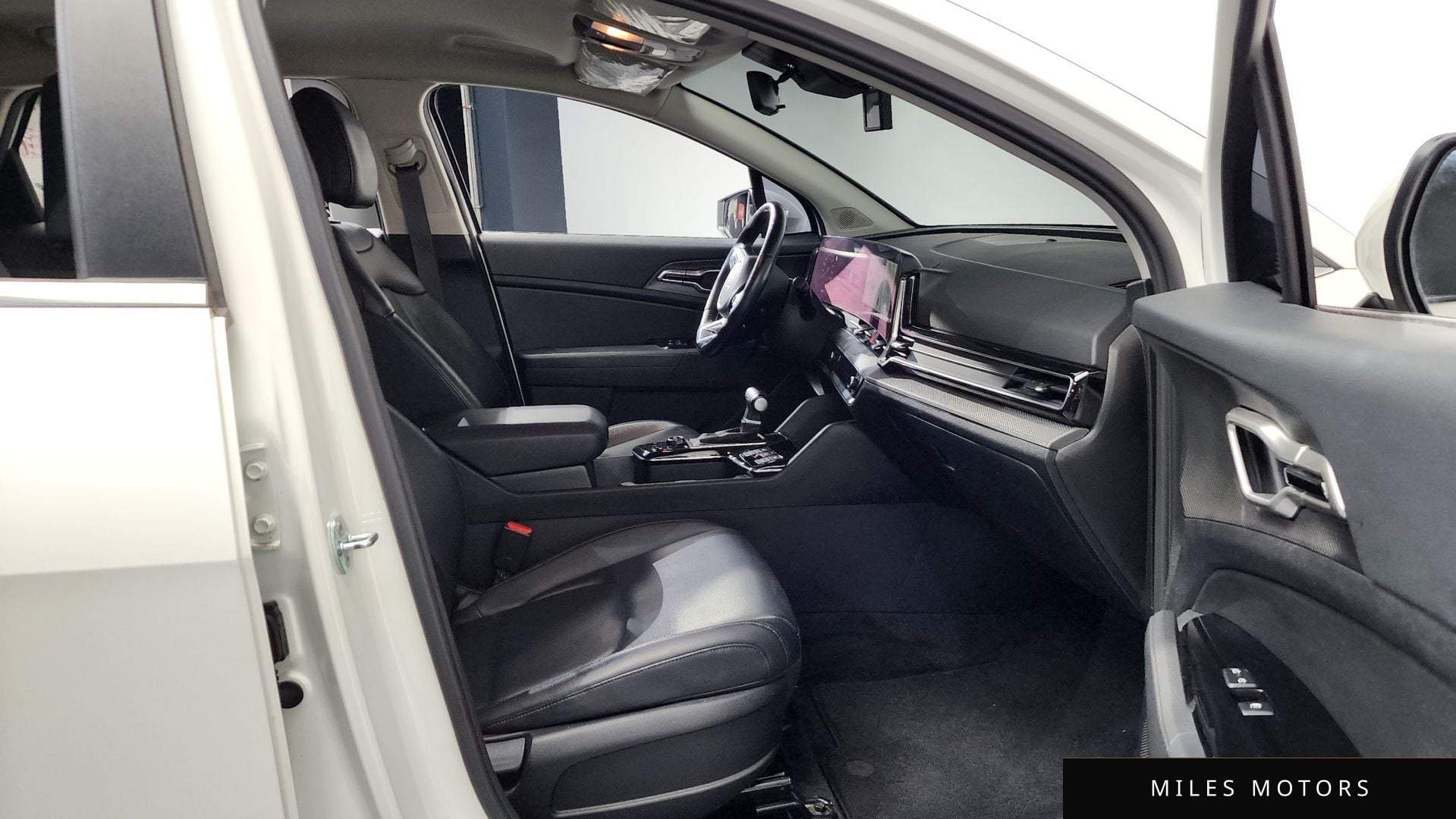 Kia Sportage 2022 — миниатюра 11