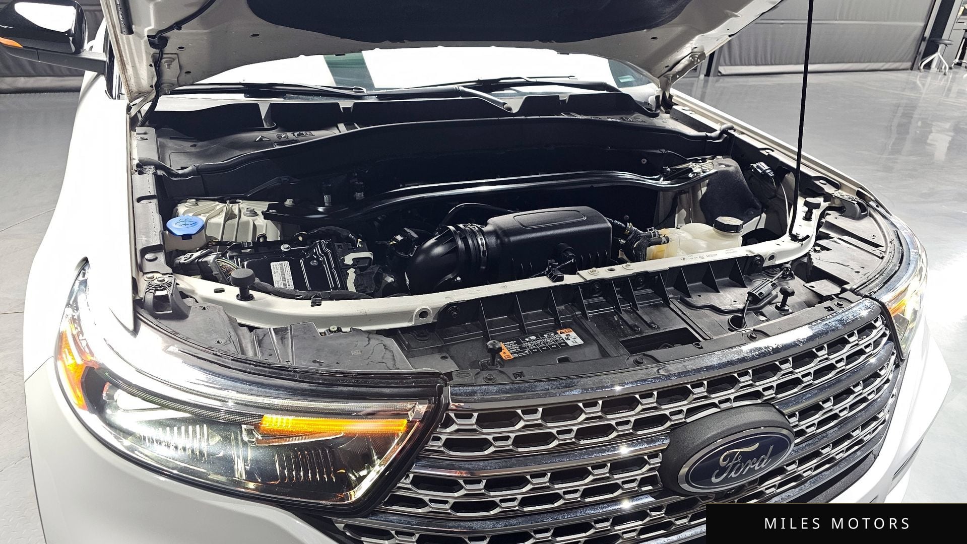 Ford Explorer 2021 — миниатюра 6