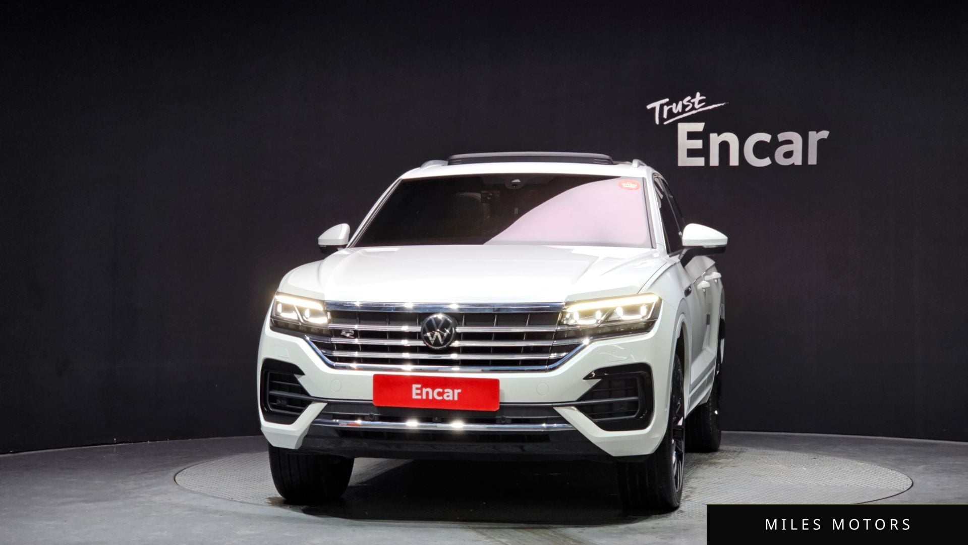 Volkswagen Touareg 2023 — миниатюра 3