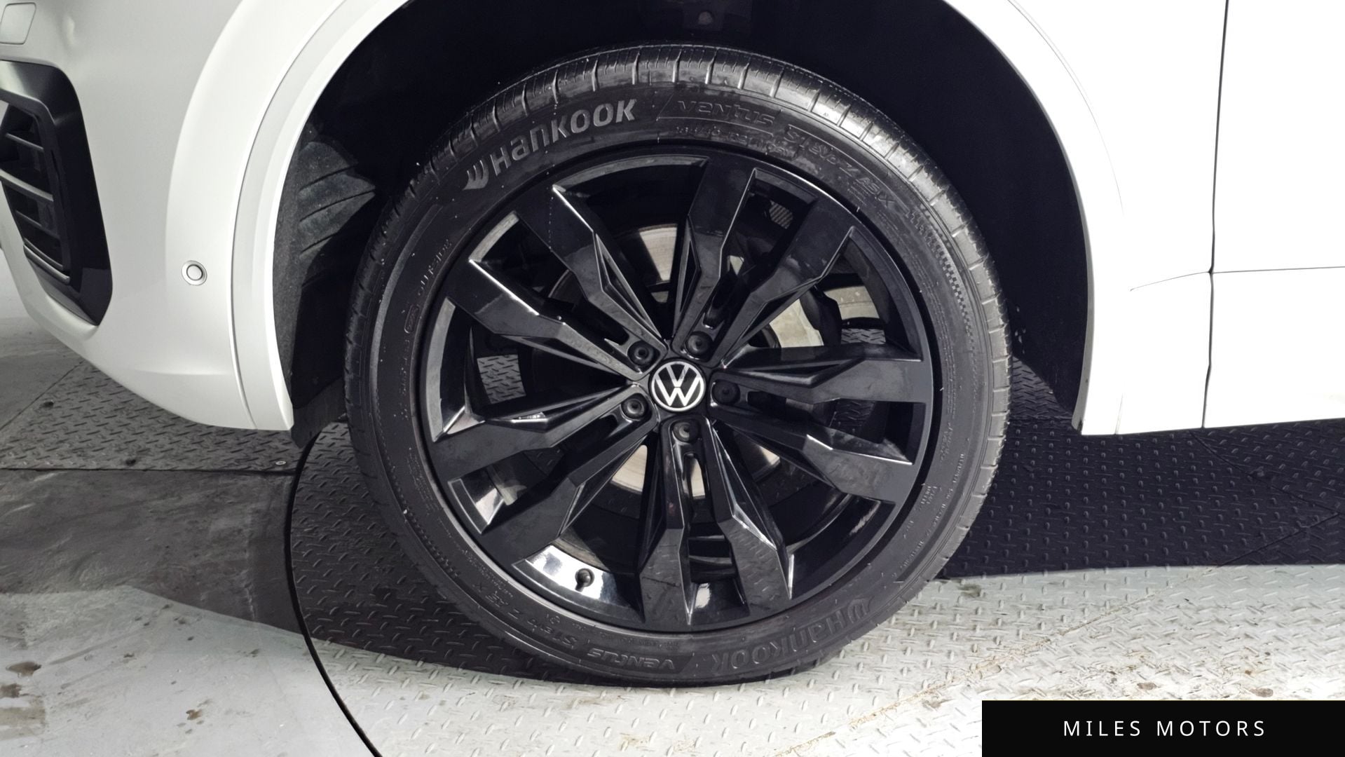 Volkswagen Touareg 2023 — миниатюра 5