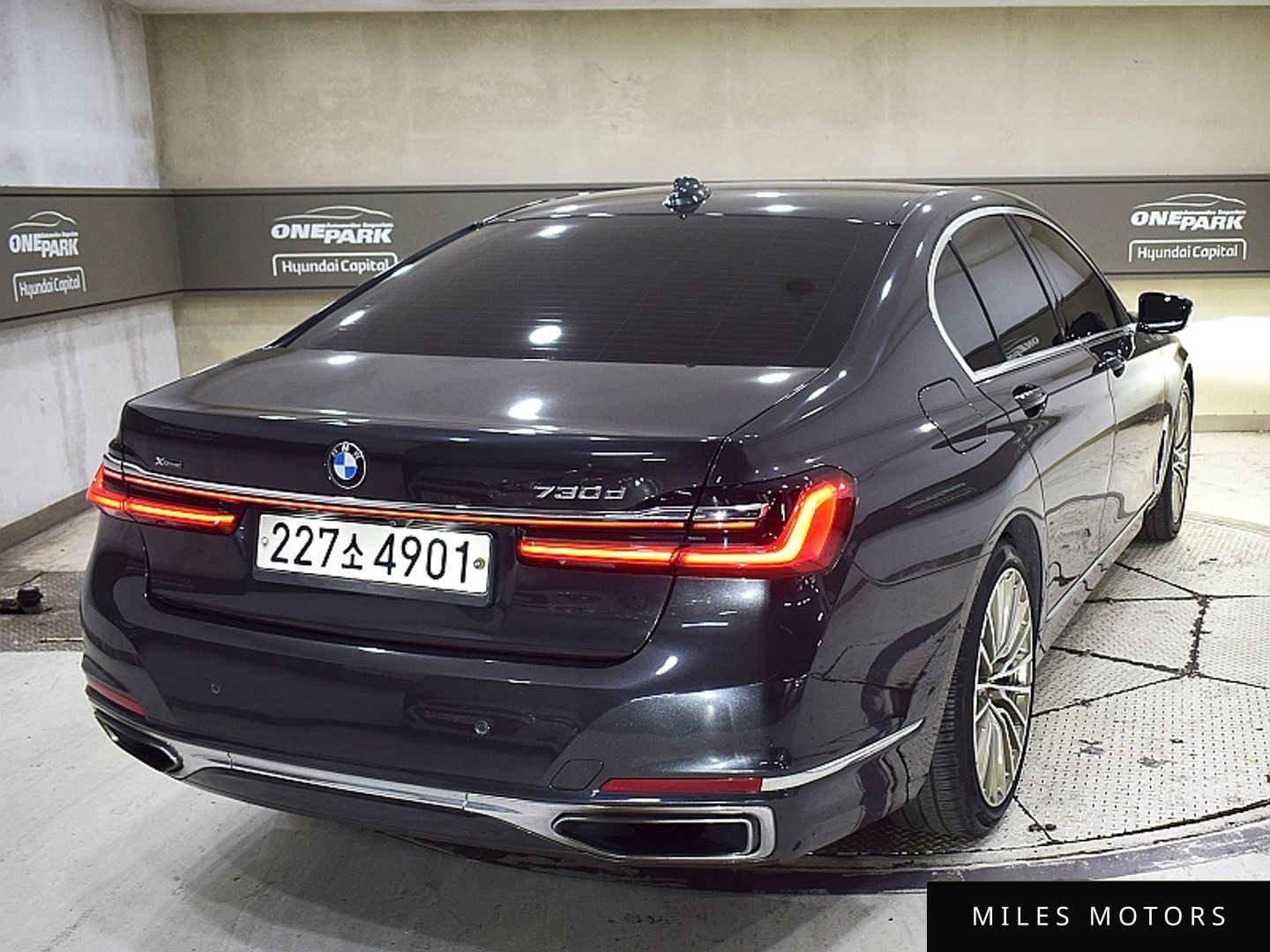BMW 7 Series (G11) 2020 — миниатюра 3