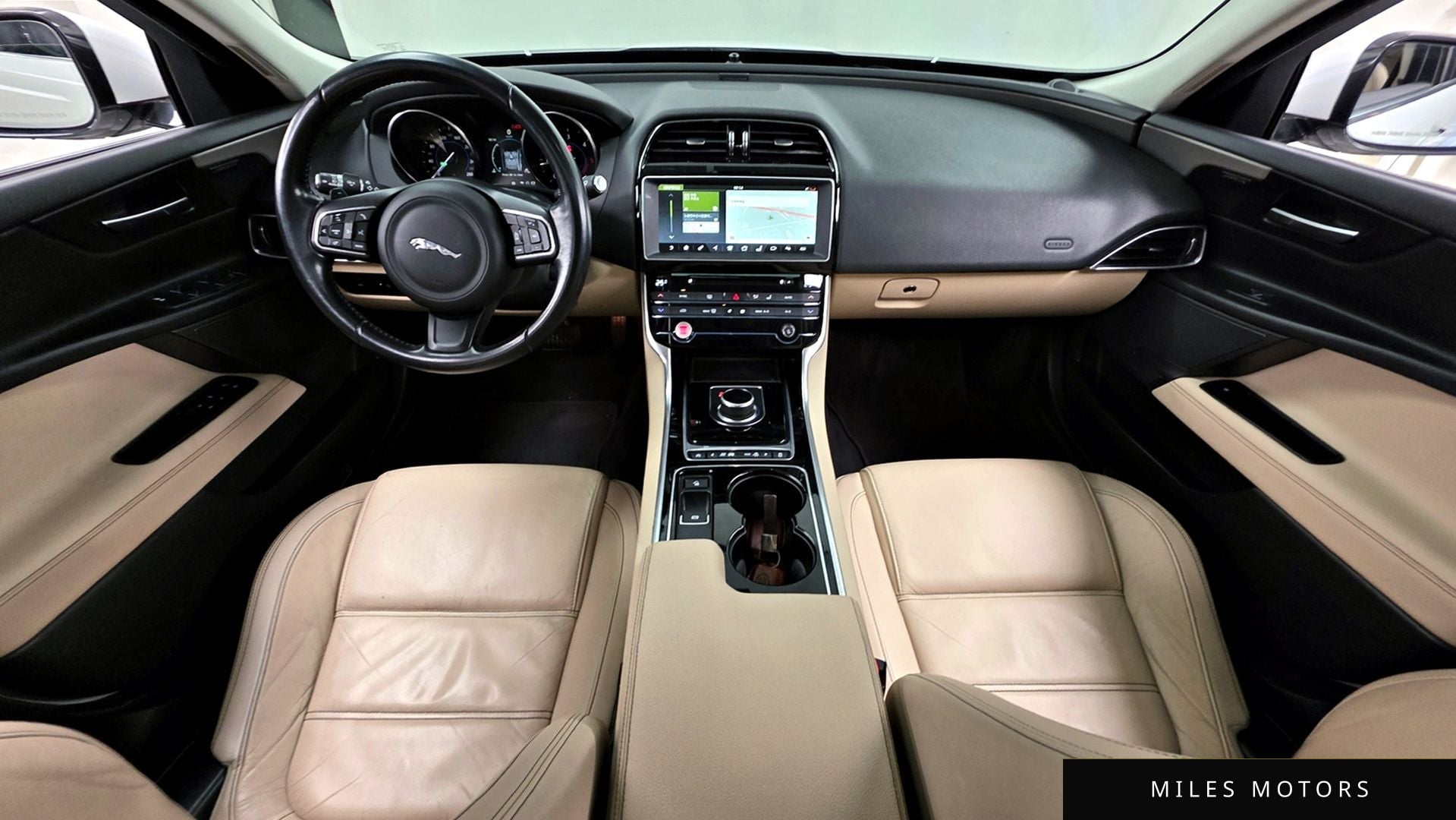 Jaguar XE 2017 — миниатюра 7