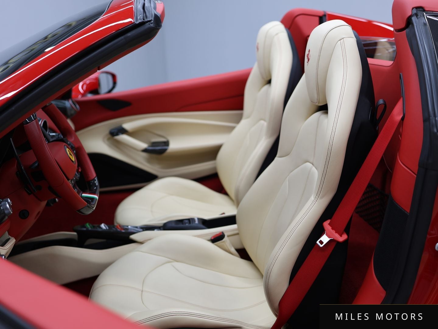 Ferrari F8 스파이더 2021 — миниатюра 10