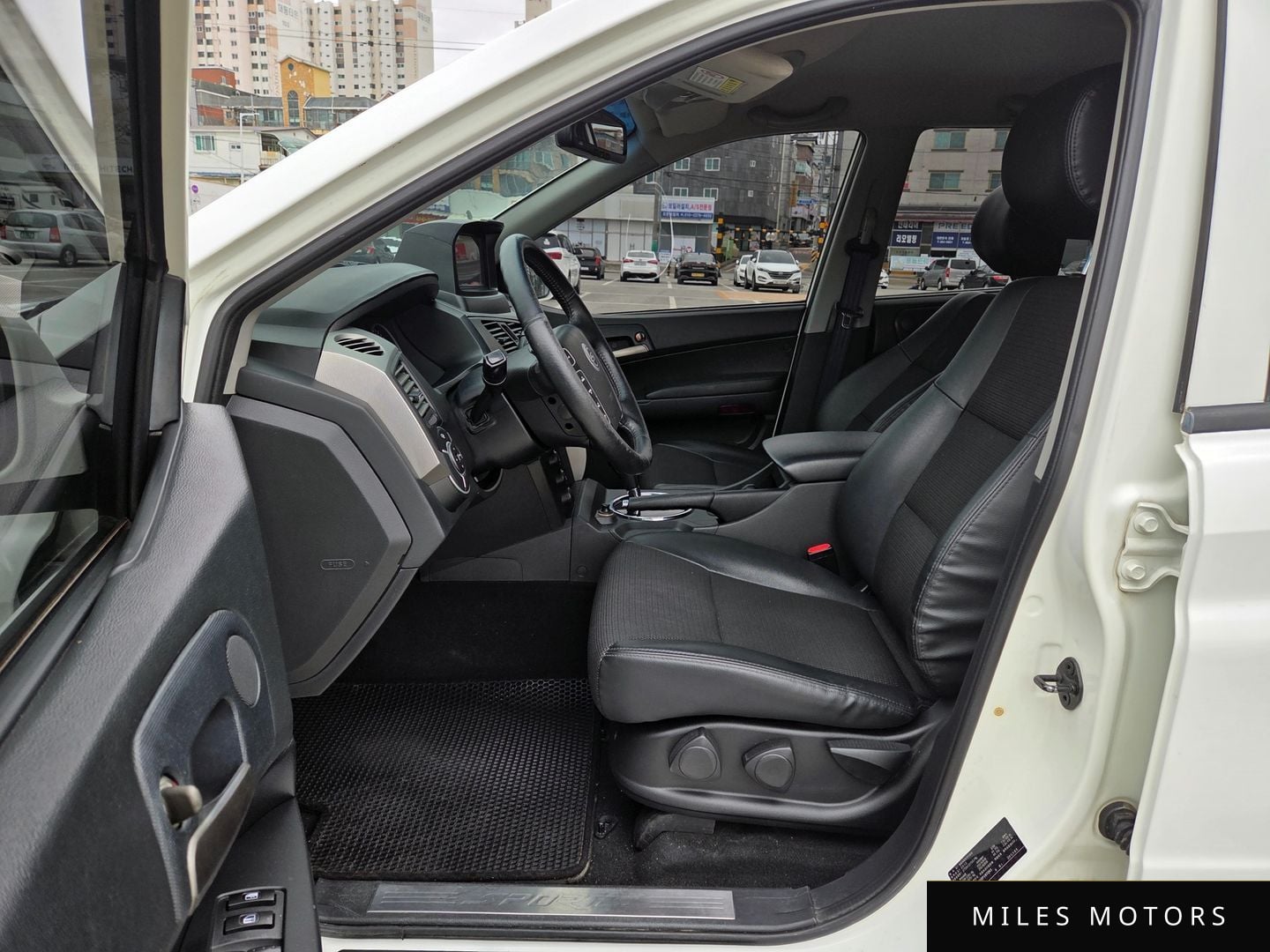 KG Mobility KORANDO 2014 — миниатюра 8