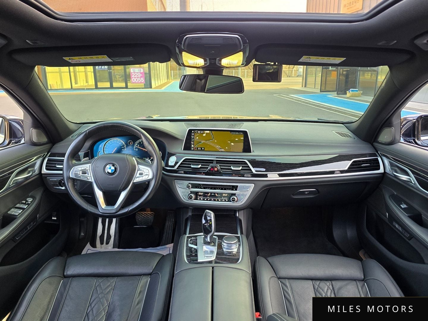 BMW 7 Series (G11) 2017 — миниатюра 6