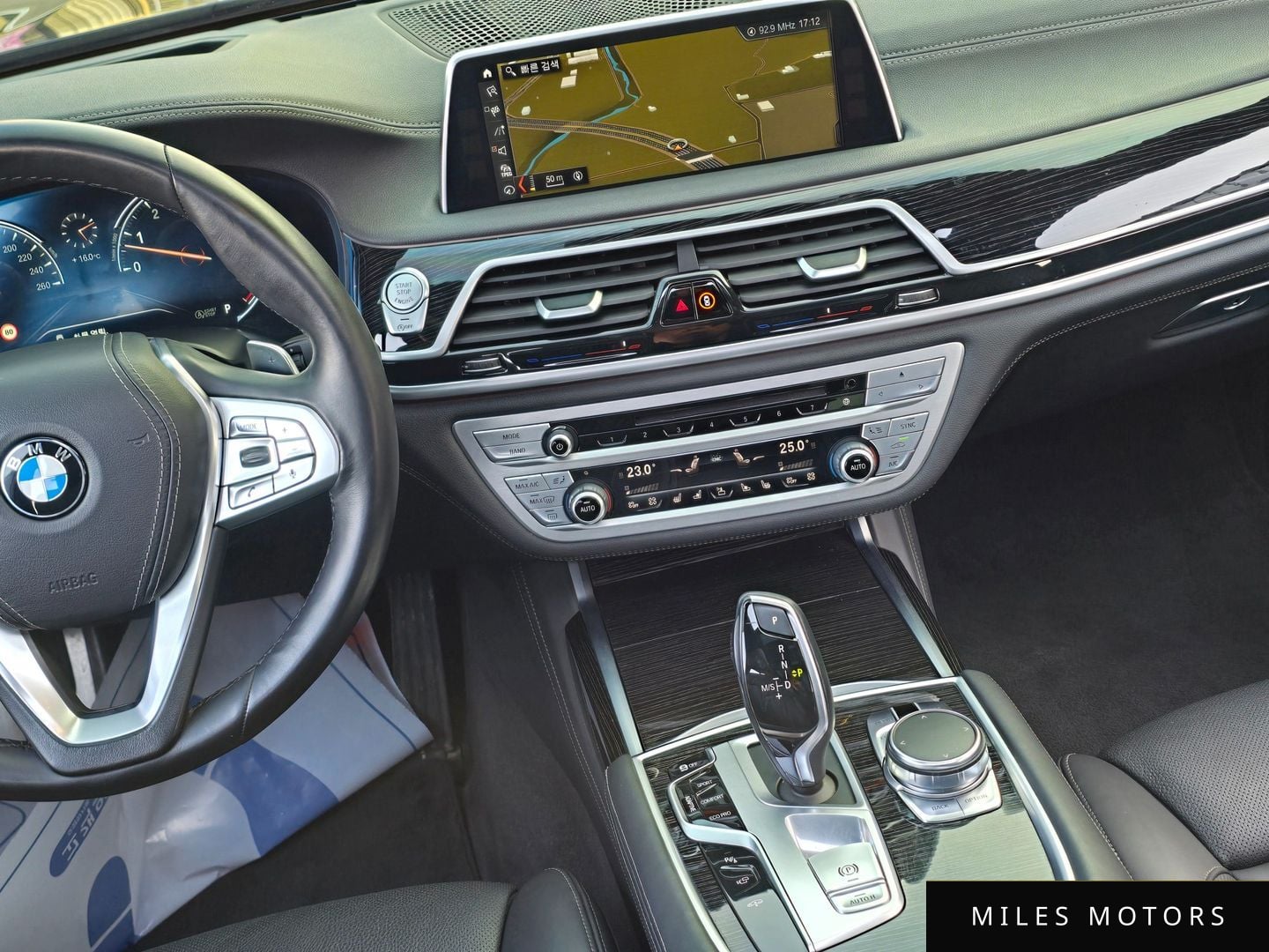 BMW 7 Series (G11) 2017 — миниатюра 12