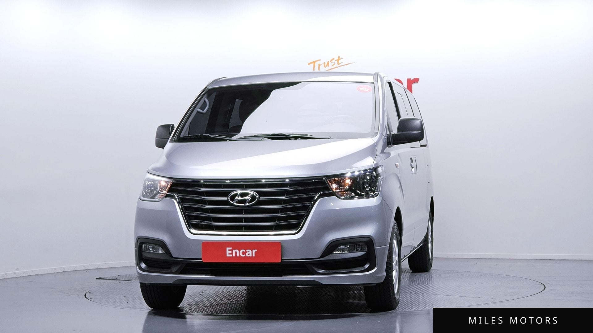 Hyundai Starex 2021 — миниатюра 3