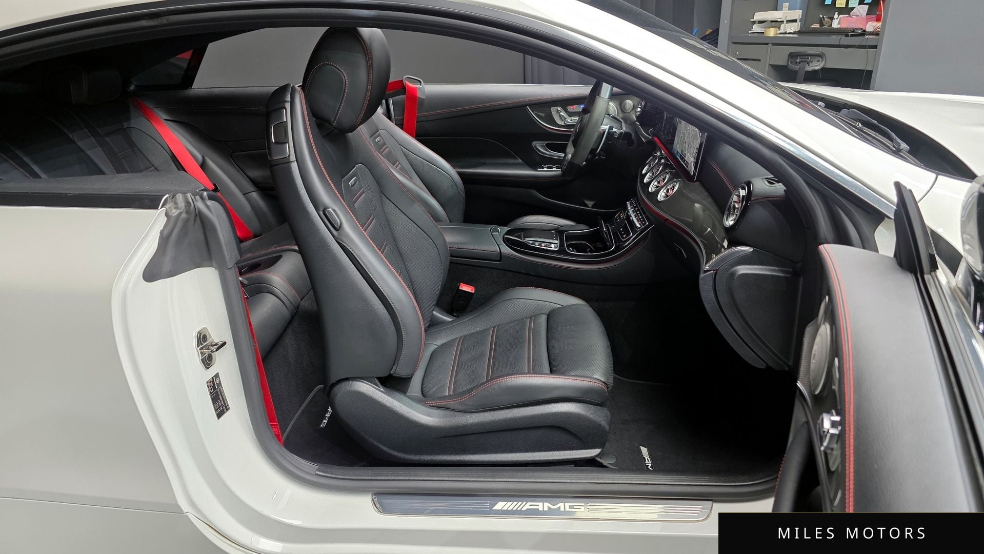 Mercedes-Benz E-클래스 W213 2021 — миниатюра 12