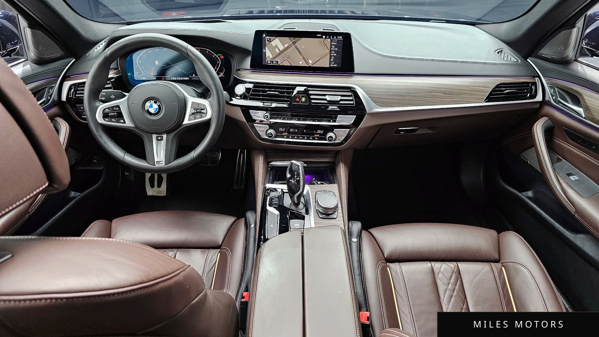 BMW 5 Series (G30) 2020 — миниатюра 7