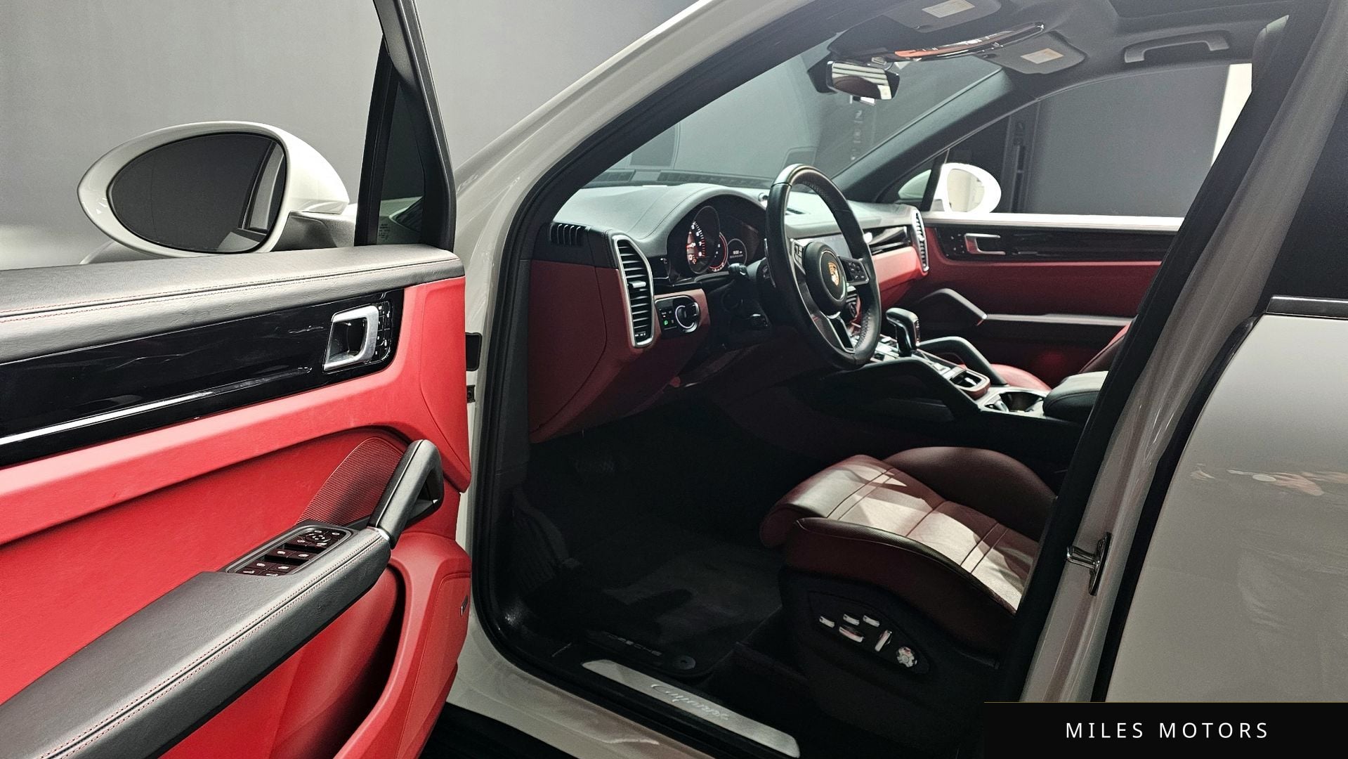 Porsche Cayenne 2019 — миниатюра 12