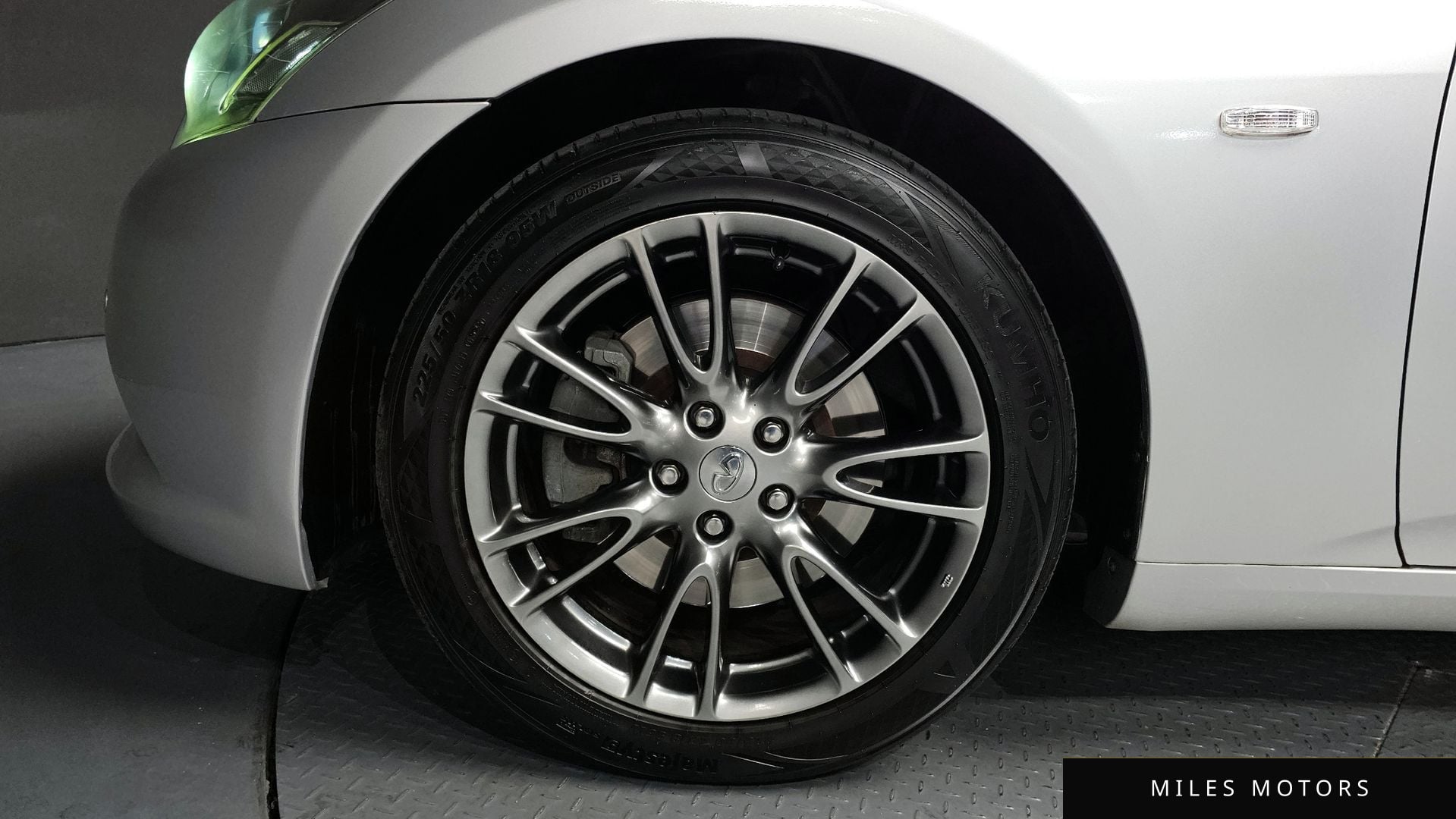 Infiniti G37 2010 — миниатюра 5