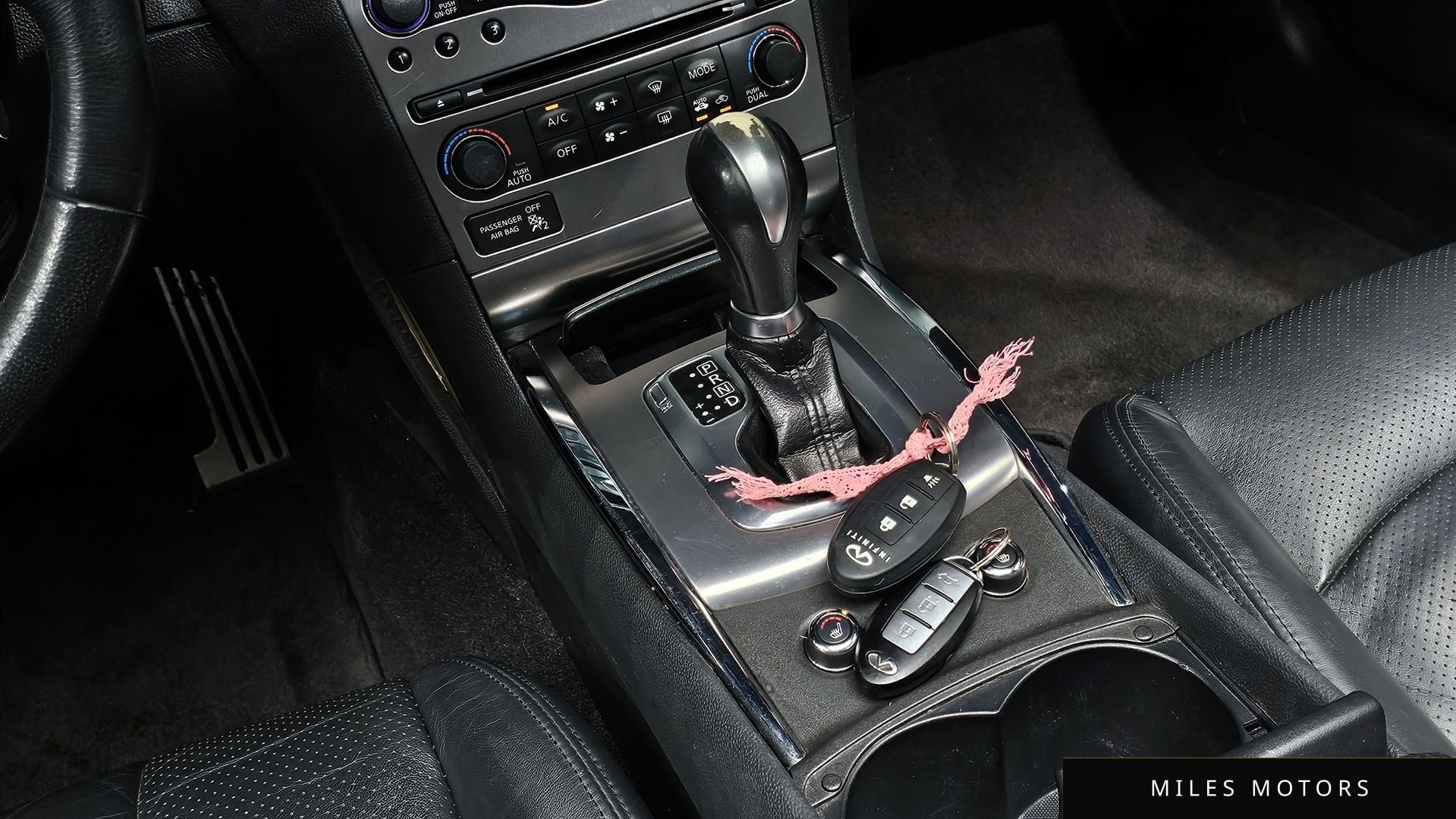 Infiniti G37 2010 — миниатюра 9