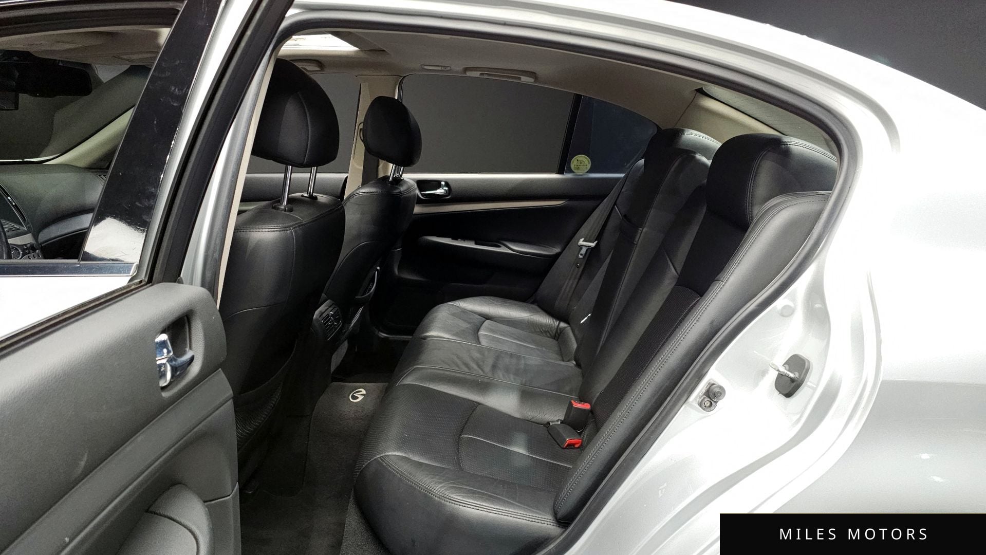Infiniti G37 2010 — миниатюра 12