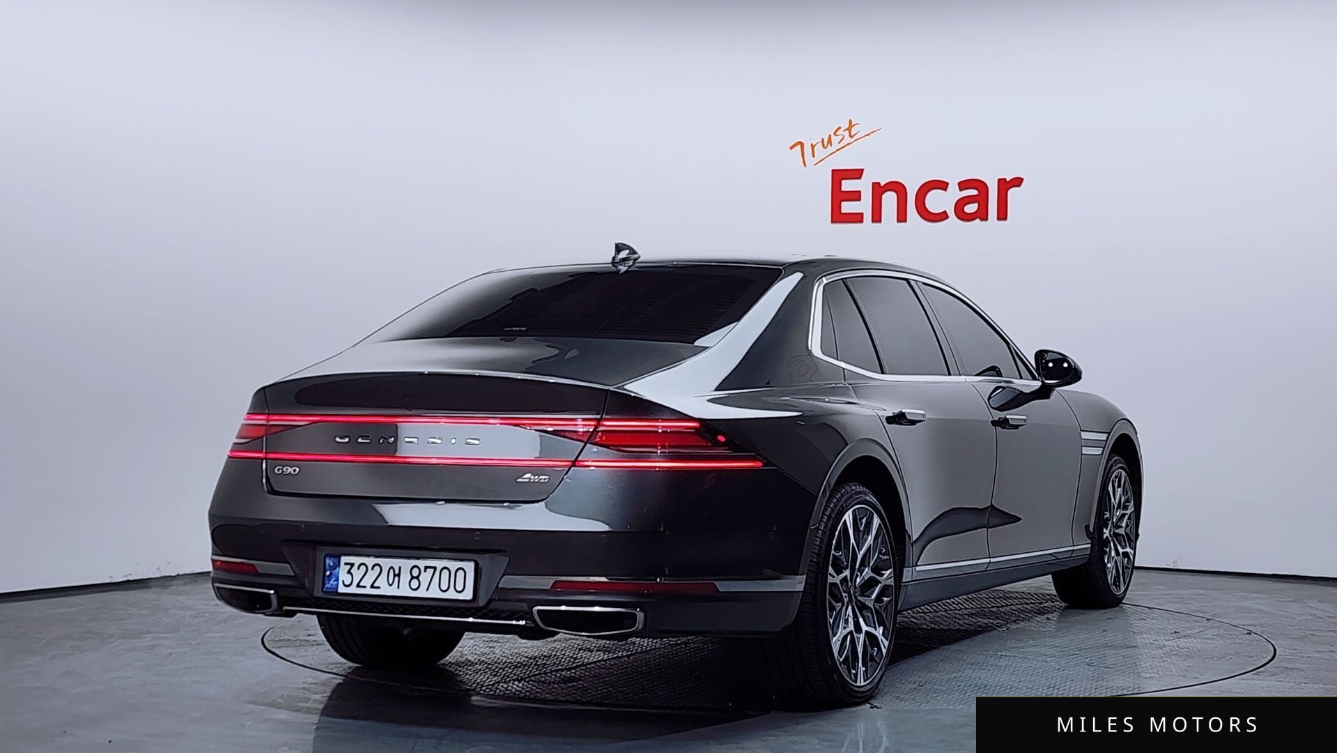 Genesis G90 (RS4) 2023 — миниатюра 2