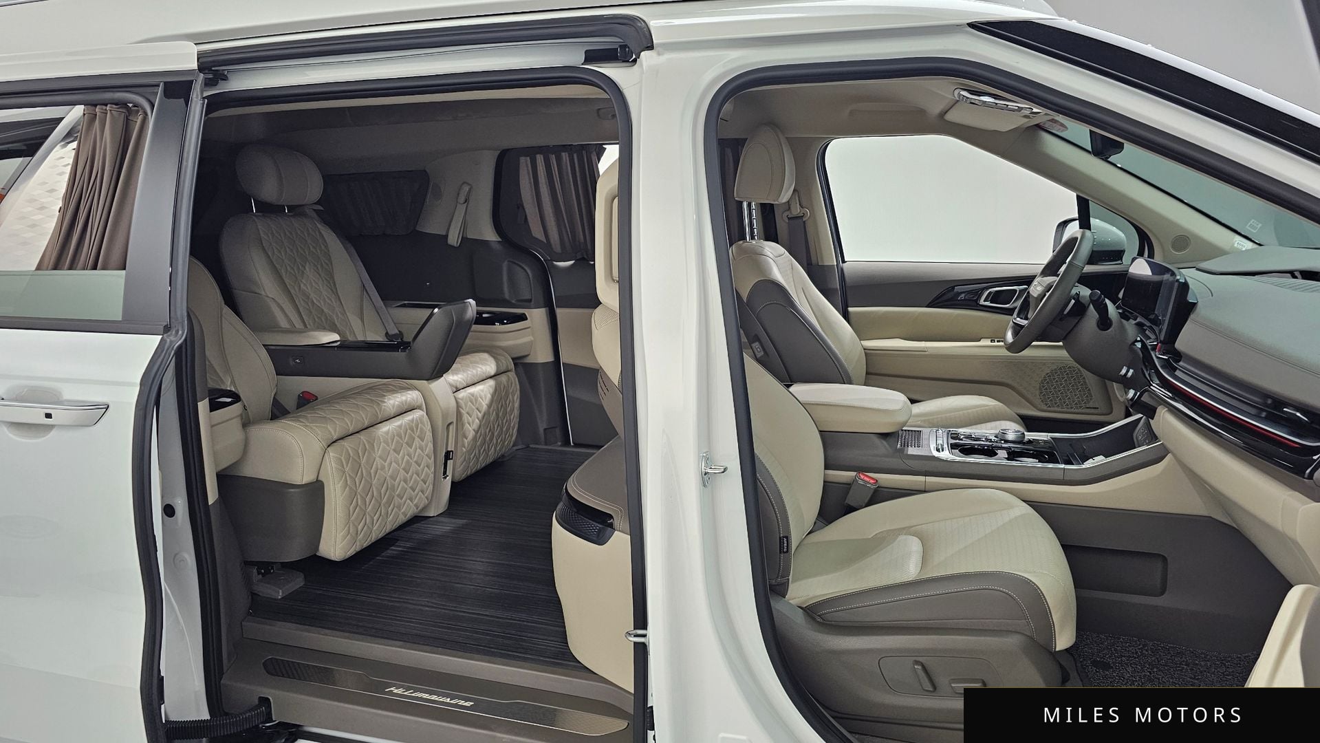 Kia Canival 2025 — миниатюра 11