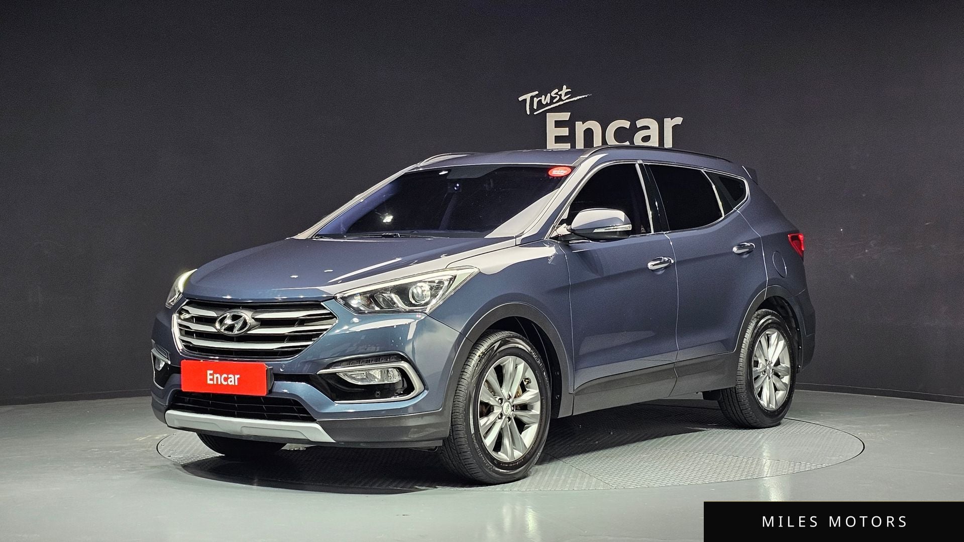 Hyundai Santafe 2018 — фото 1 из 12