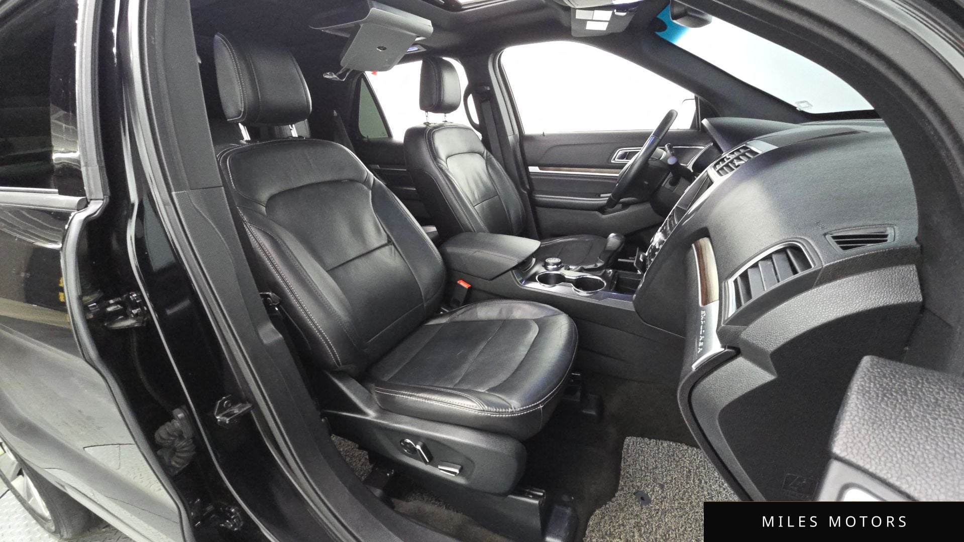 Ford Explorer 2018 — миниатюра 11