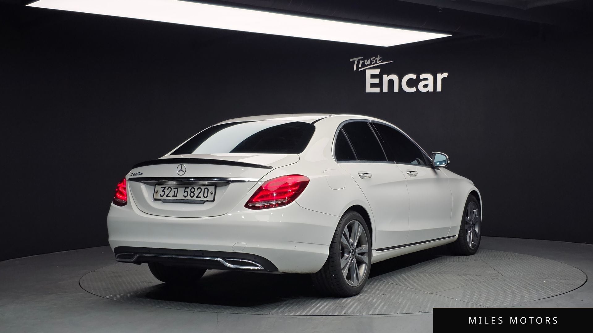 Mercedes-Benz C-Class W205 2018 — миниатюра 2