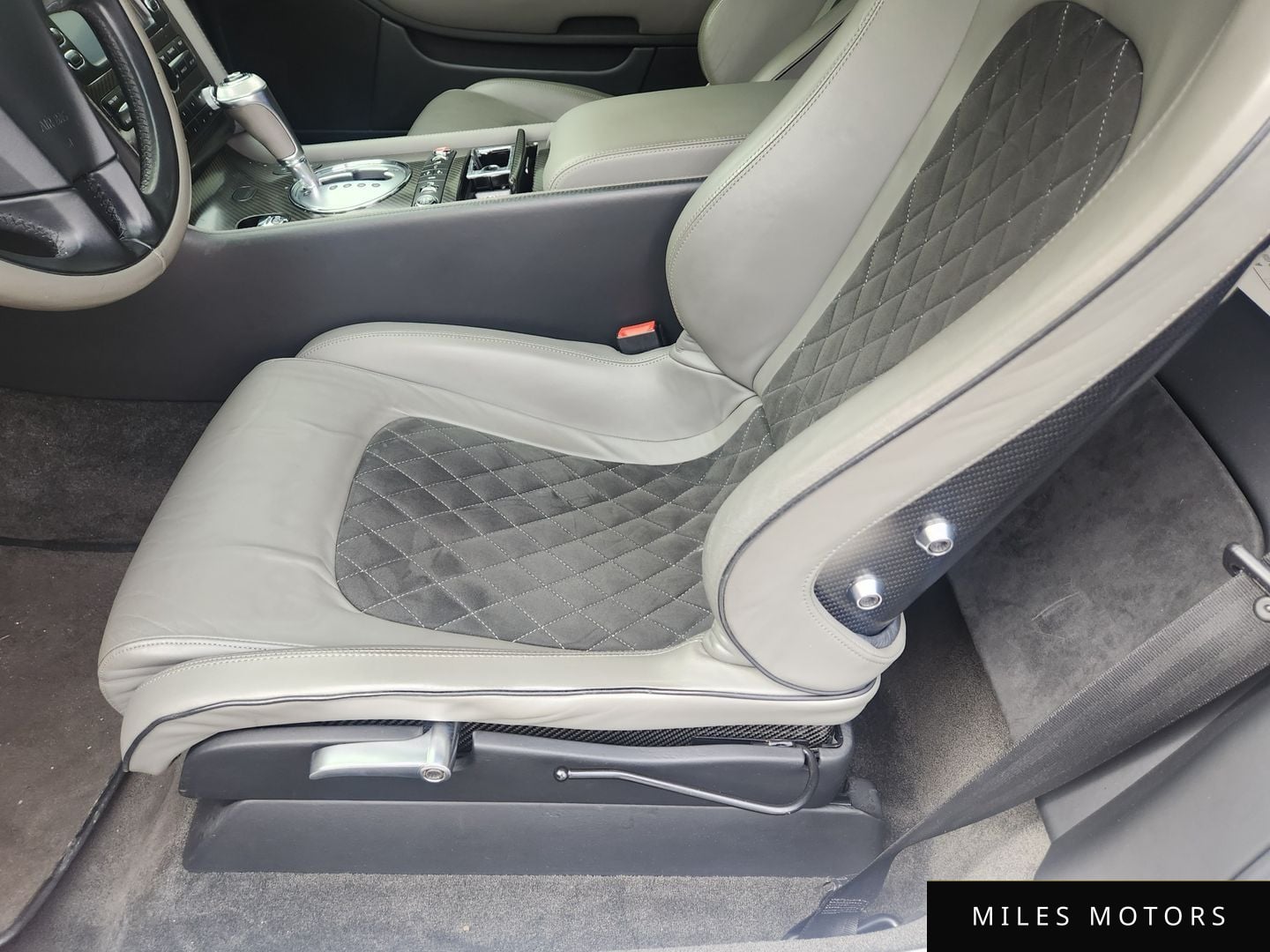 Bentley 컨티넨탈 GT 2010 — миниатюра 8
