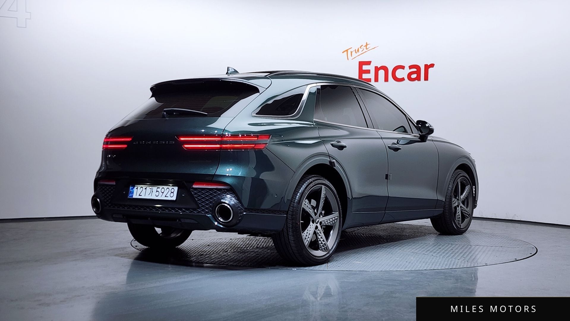 Genesis GV70 2022 — миниатюра 2