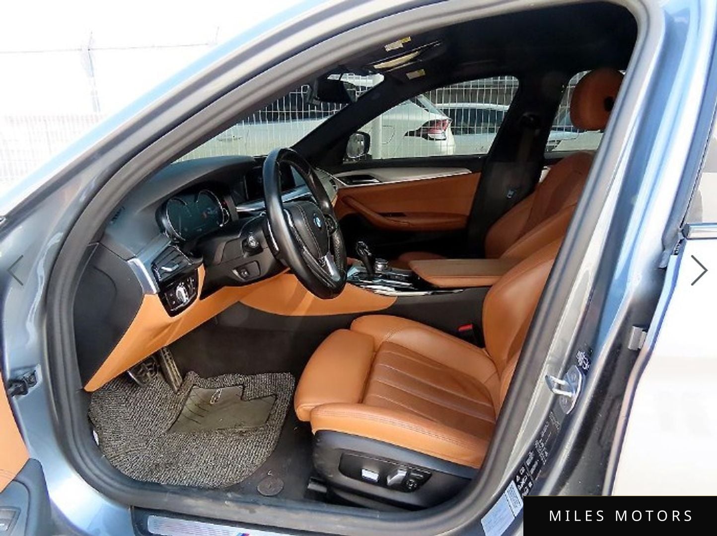 BMW 5 Series (G30) 2017 — миниатюра 5