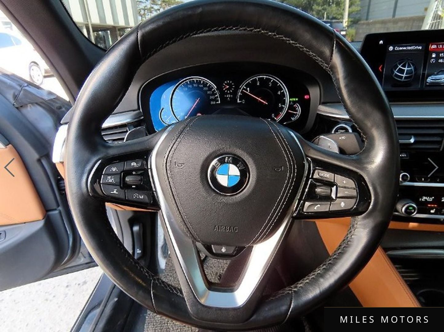 BMW 5 Series (G30) 2017 — миниатюра 8