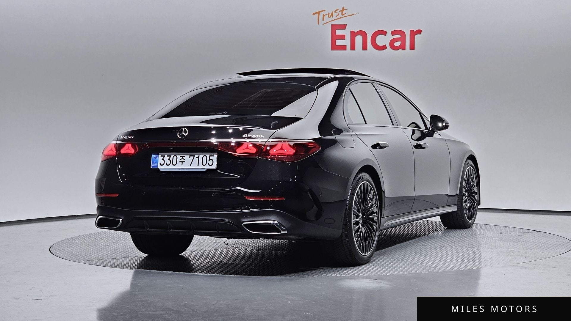 Mercedes-Benz E-클래스 W214 2026 — миниатюра 2
