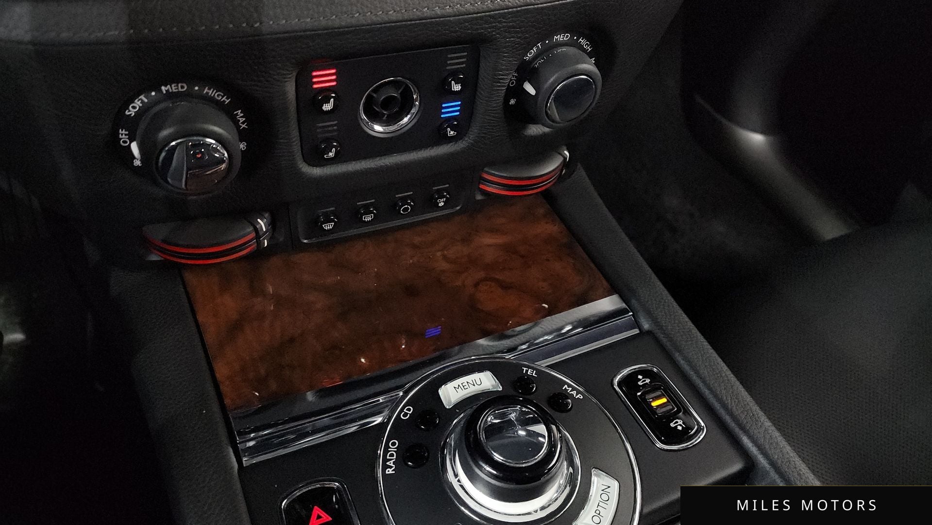 Rolls-Royce 고스트 2013 — миниатюра 17