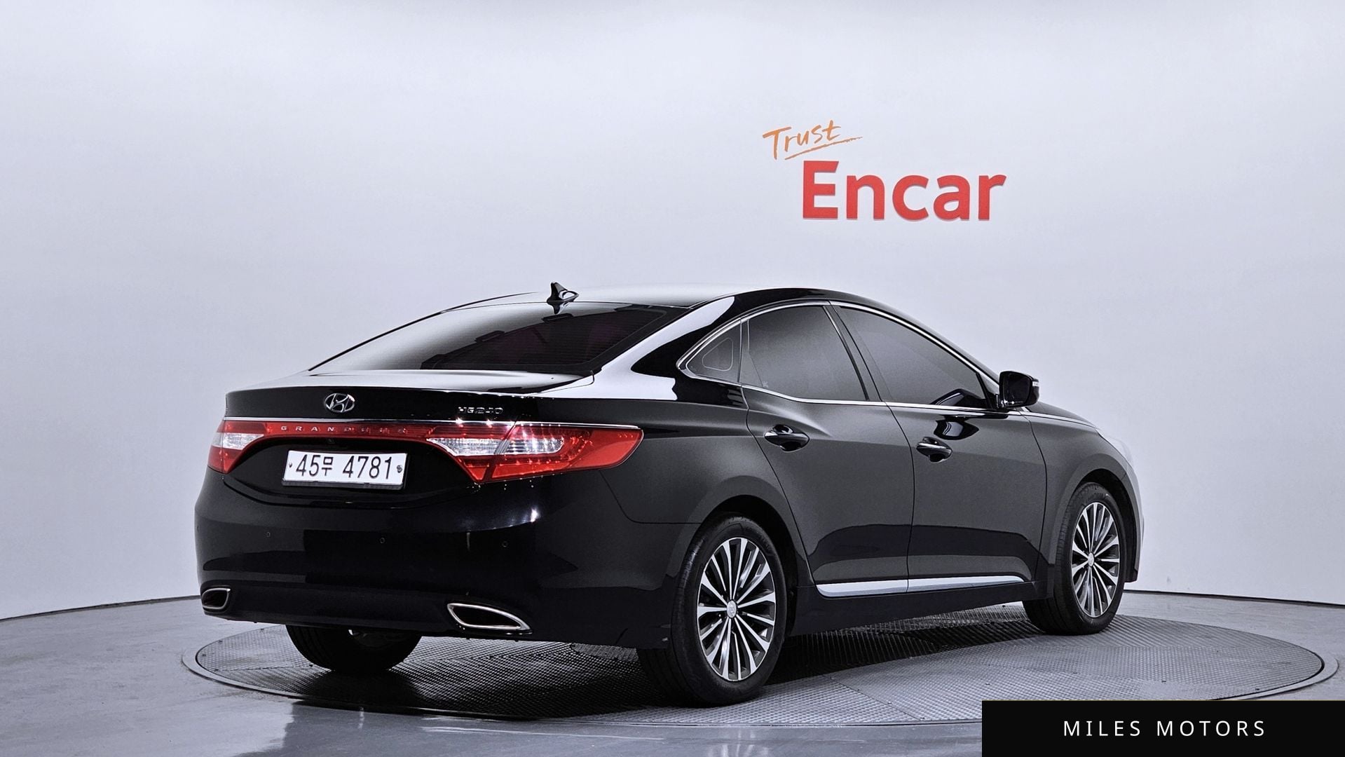 Hyundai Grandeur 2014 — миниатюра 2