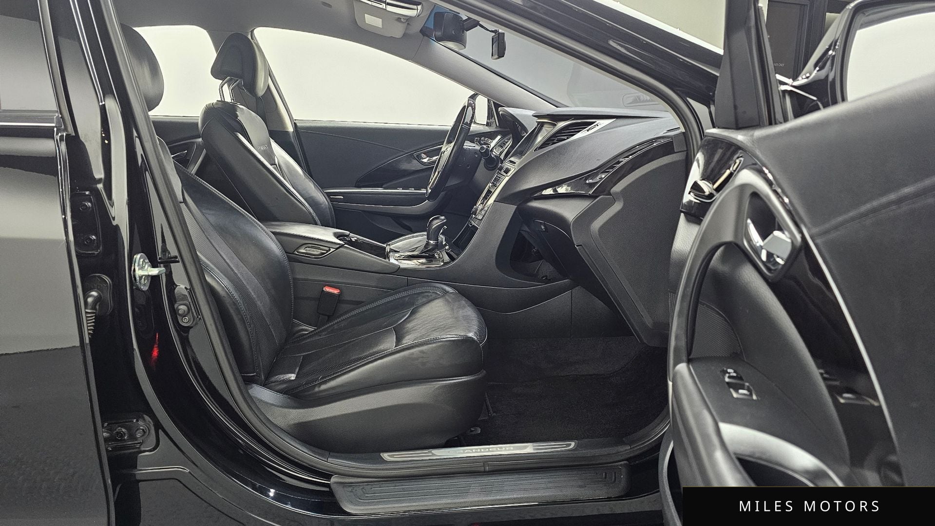 Hyundai Grandeur 2014 — миниатюра 10