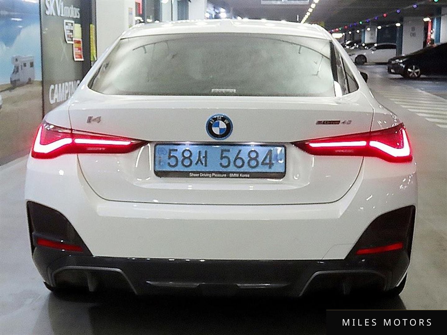 BMW i4 2022 — миниатюра 5