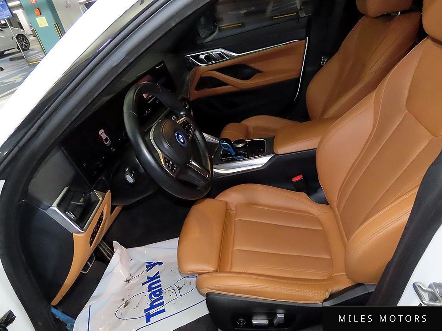 BMW i4 2022 — миниатюра 7