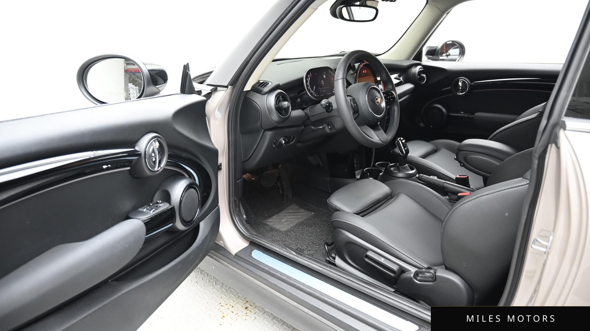 MINI 쿠퍼 2024 — миниатюра 11