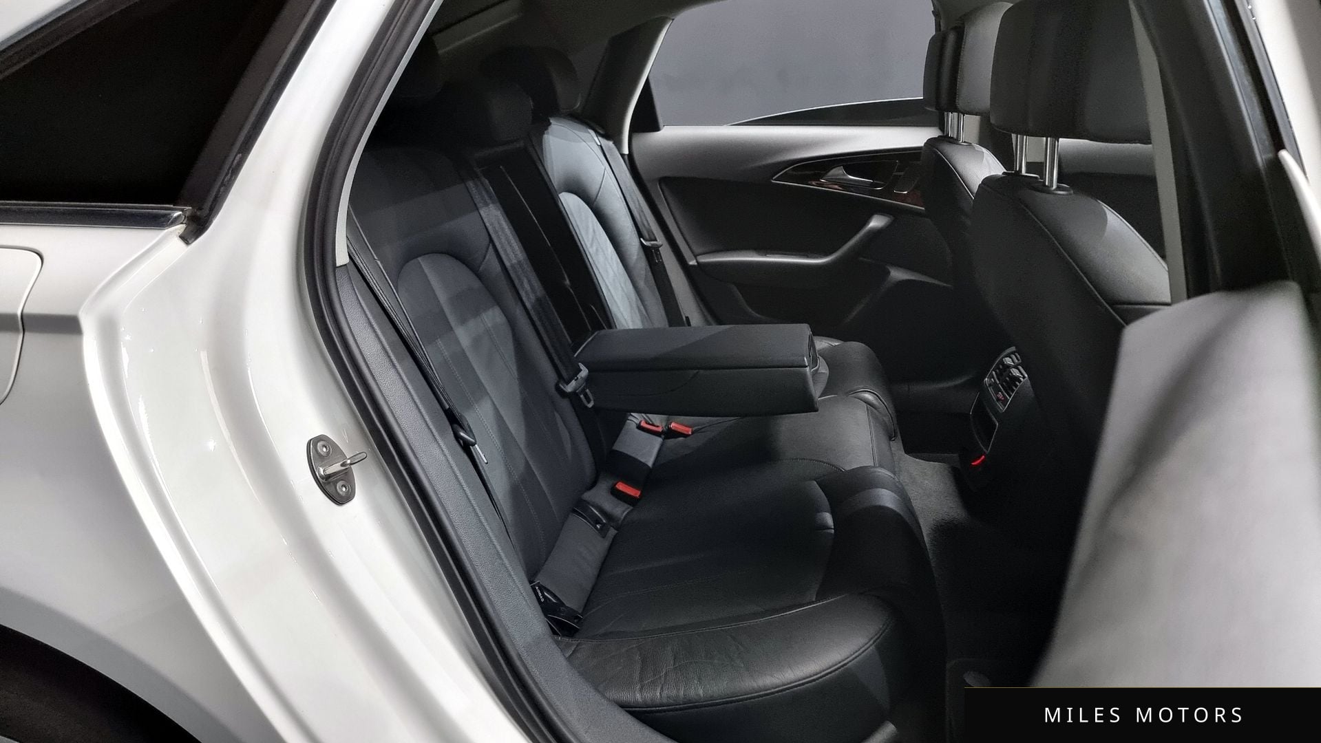 Audi A6 2014 — миниатюра 12